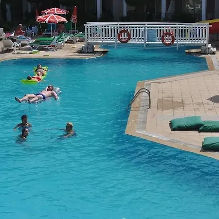 Club Ekinci Palace