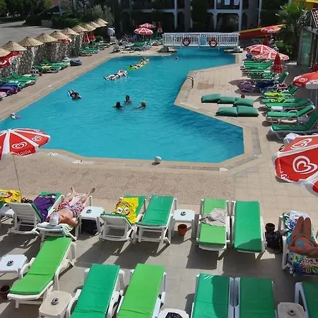 Club Ekinci Palace Icmeler
